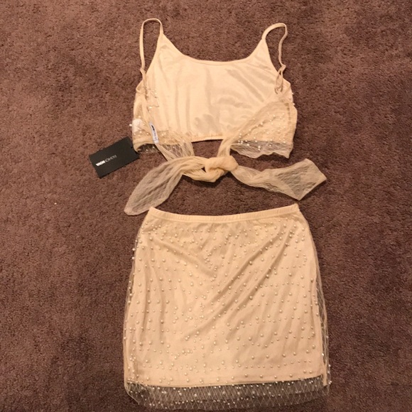 Pearl FashionNova set - Picture 2 of 2